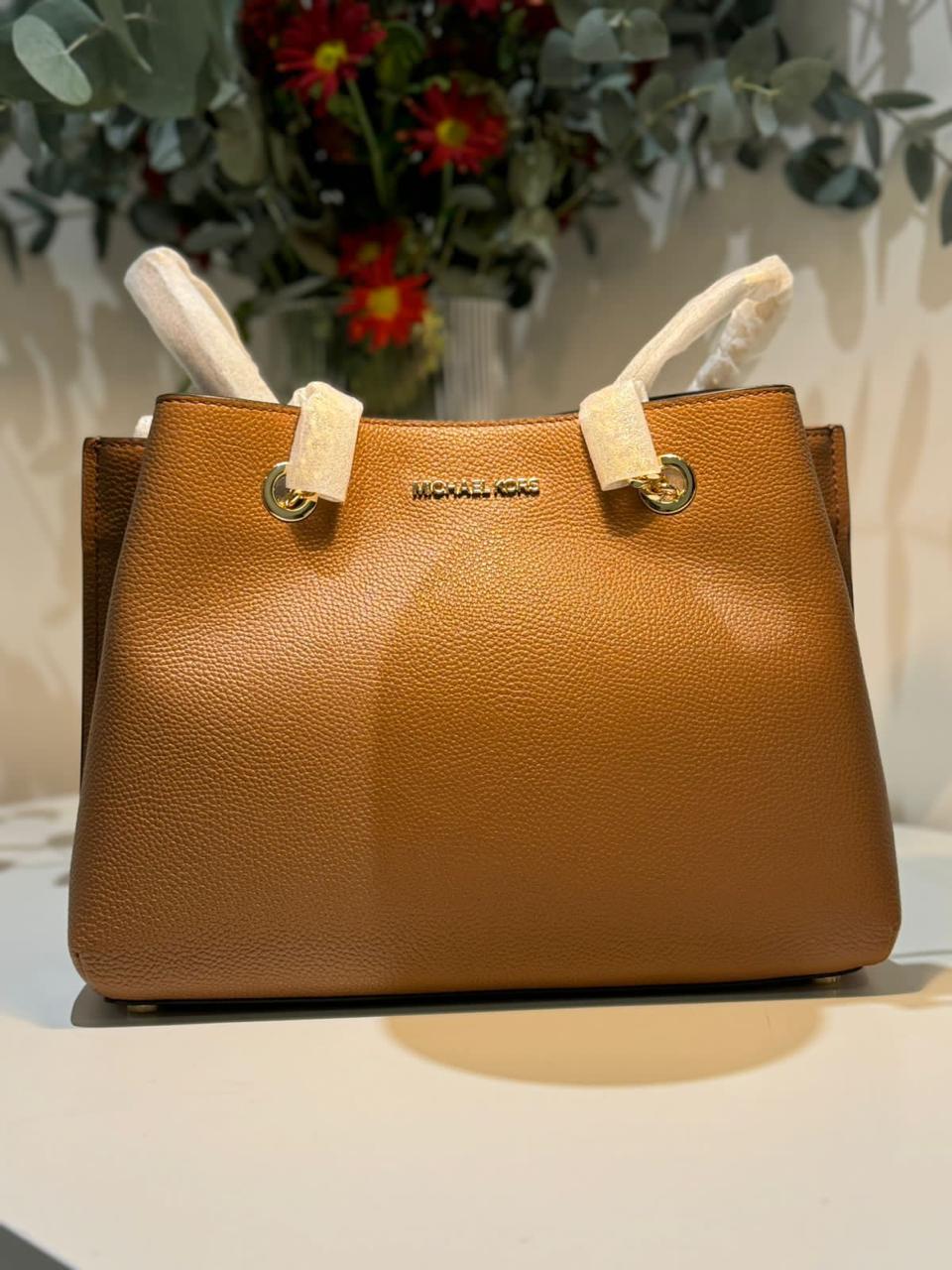 Michael Michael Kors Kensington Large Pebbled Tote Bag