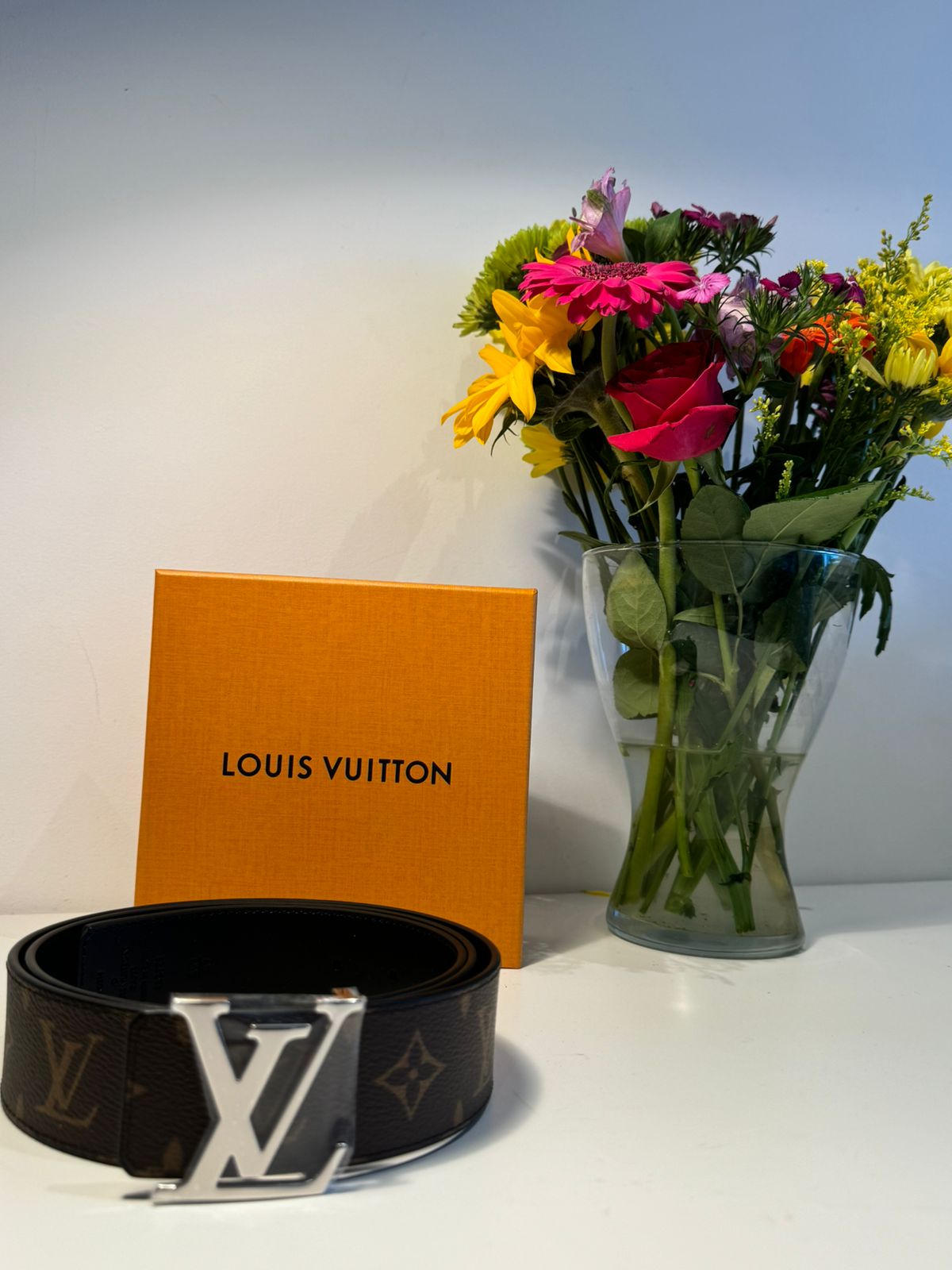LOUIS VUITTON LV M9821