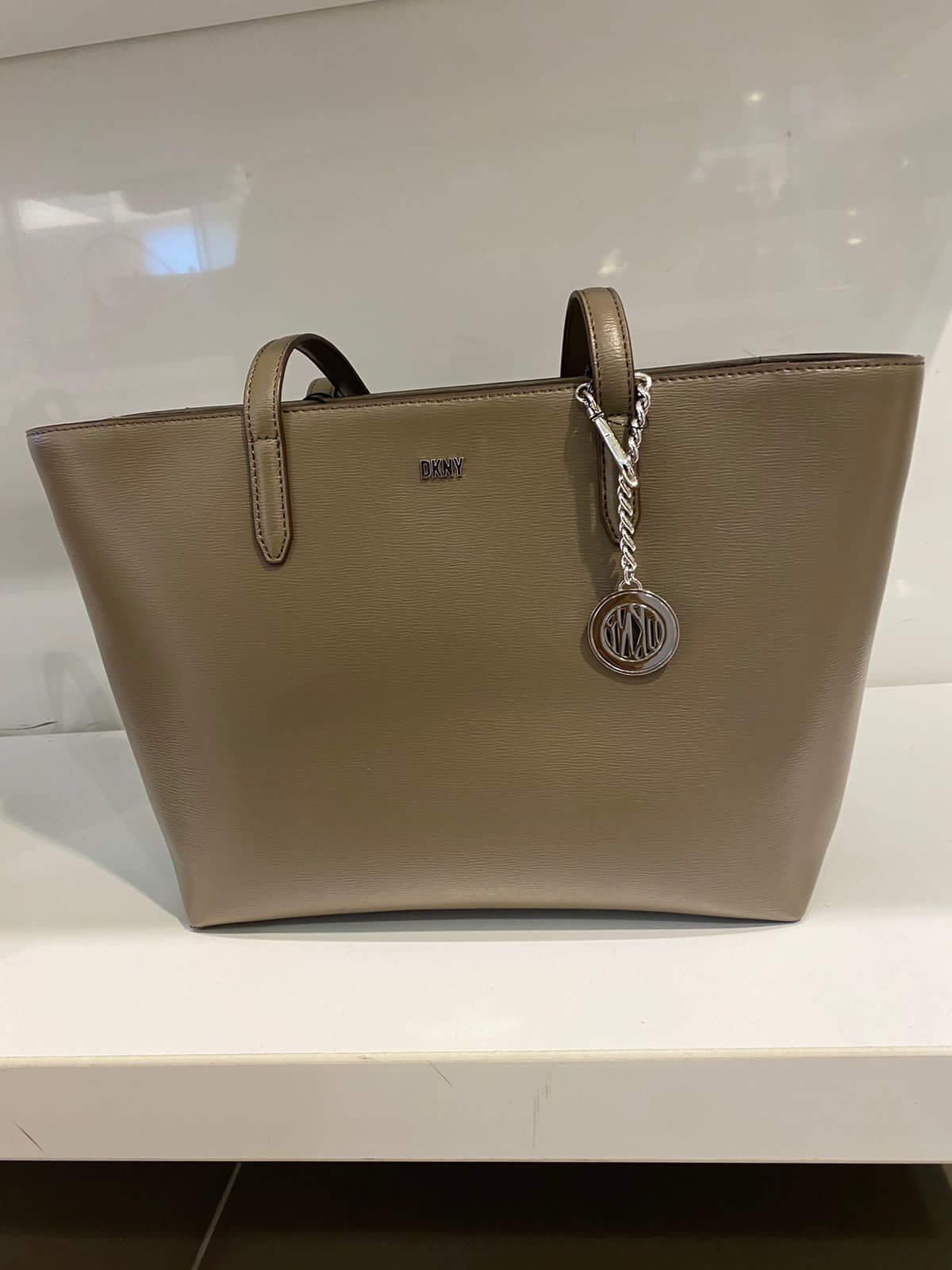 DKNY Womens Bryant Medium Tote Shopping bag