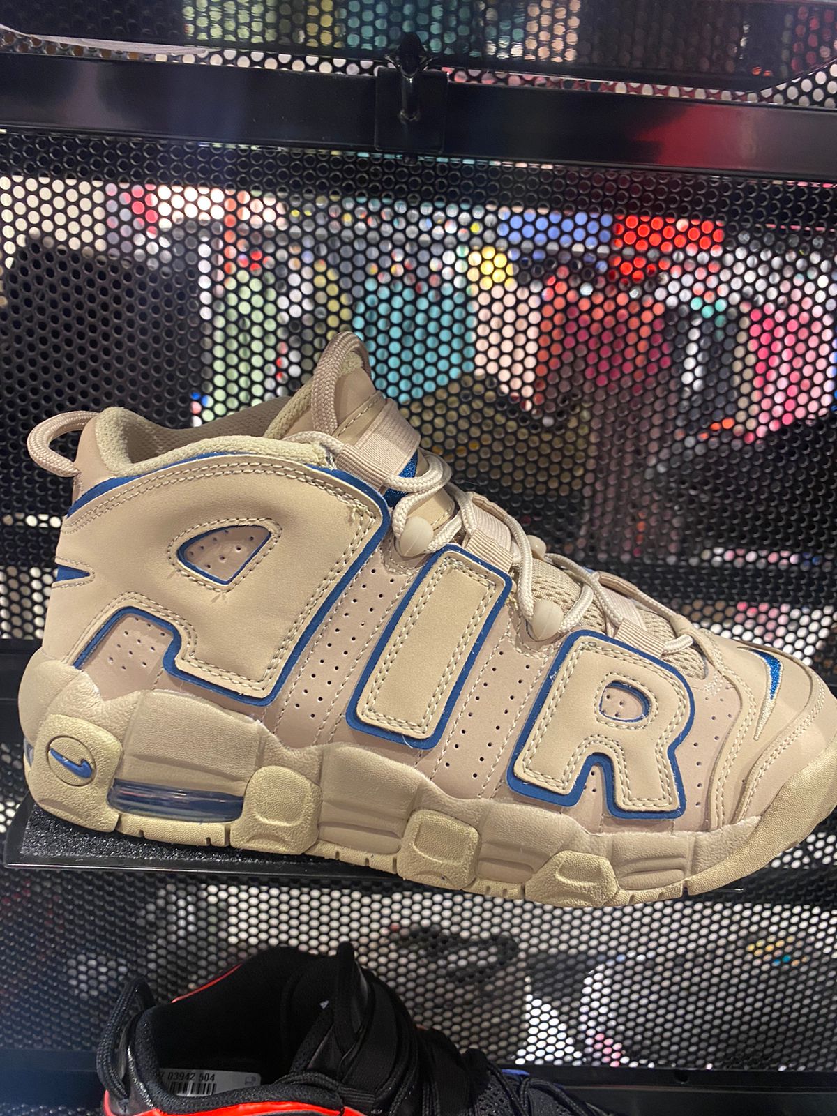 NEW Air More Uptempo - Limestone/Valerian Blue